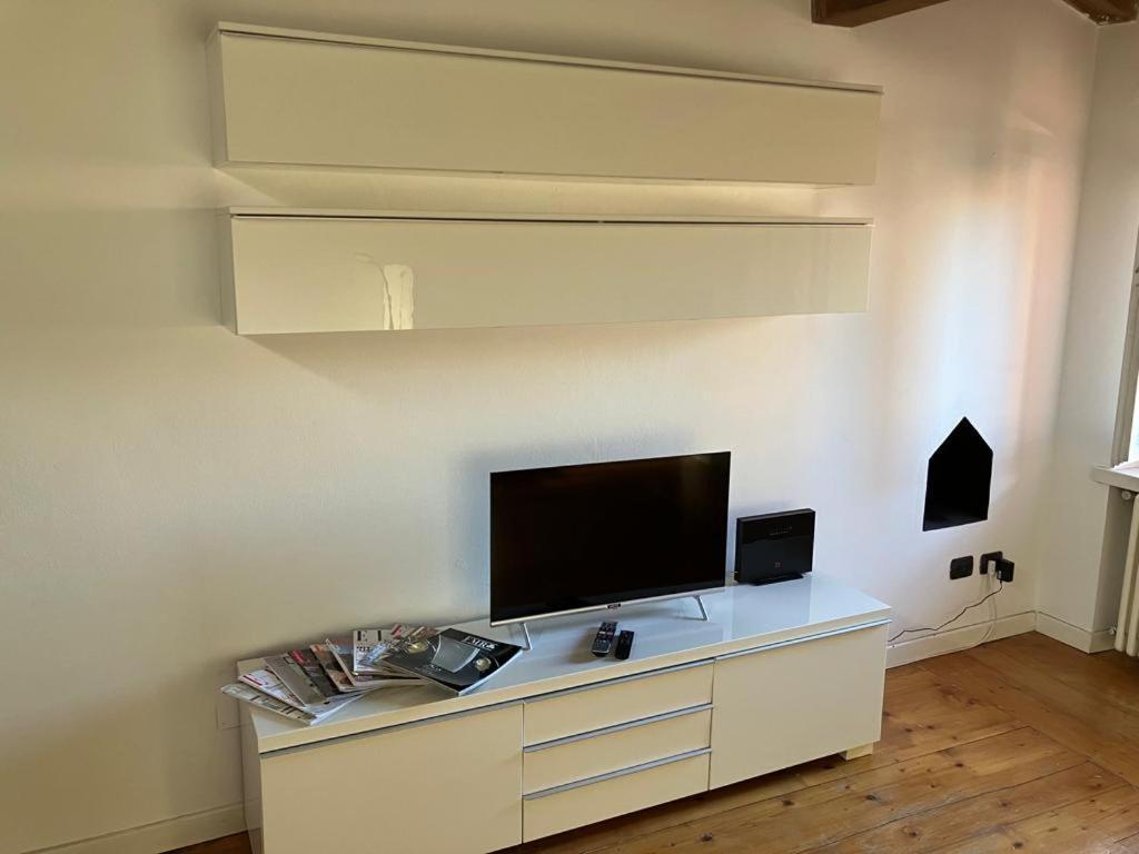 Ferienwohnung Locazione Via Fama 7 Verona Exterior foto